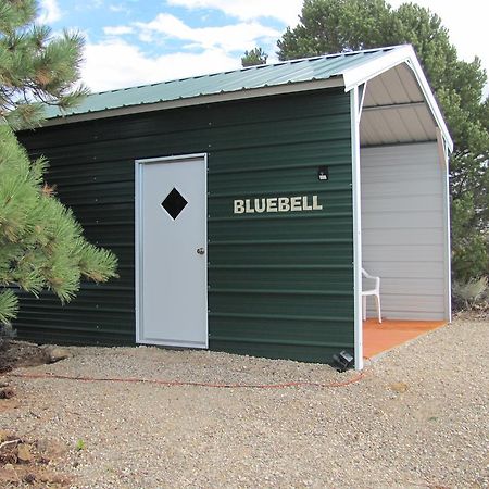 Bluebell Cabin, Glamour Cabin Camping, Stunning Night Sky มอนติเชลโล ภายนอก รูปภาพ